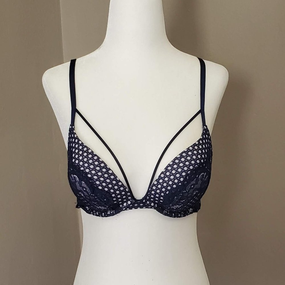 Victoria's Secret Very Sexy Push-up bra